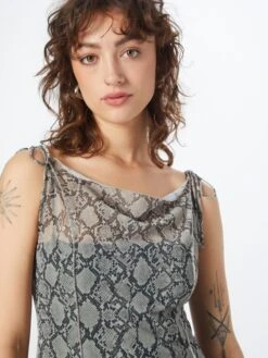 WEEKDAY Robes De Plage Vêtement De Plage Joanne Femme Beige -Edited You Boutique 1c30b432f6b27ecf4f021d6cf497715a