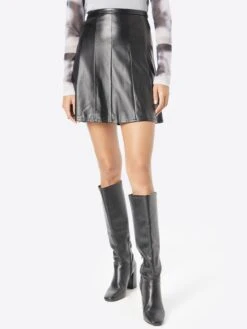 Mini-jupes Jupe TRUDY Femme Noir 9 Mini-jupes Jupe TRUDY Femme Noir -Edited You Boutique 2f92e026bb7246aa7c1902e6c35fabb8