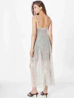 WEEKDAY Robes De Plage Vêtement De Plage Joanne Femme Gris / Gris Clair -Edited You Boutique 49b8975bc639d326644541a34de5d269