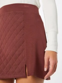 About You Mini-jupes Jupe Briska Femme Rouge Foncé 8 About You Mini-jupes Jupe Briska Femme Rouge Foncé -Edited You Boutique 4cc511f4b03922b7d4bf348bf0c5c691