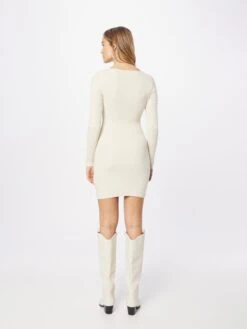 Abercrombie & Fitch Robes Robes En Maille PARTY Femme Crème -Edited You Boutique 4d874326f45aeb100b38135f326c97d5