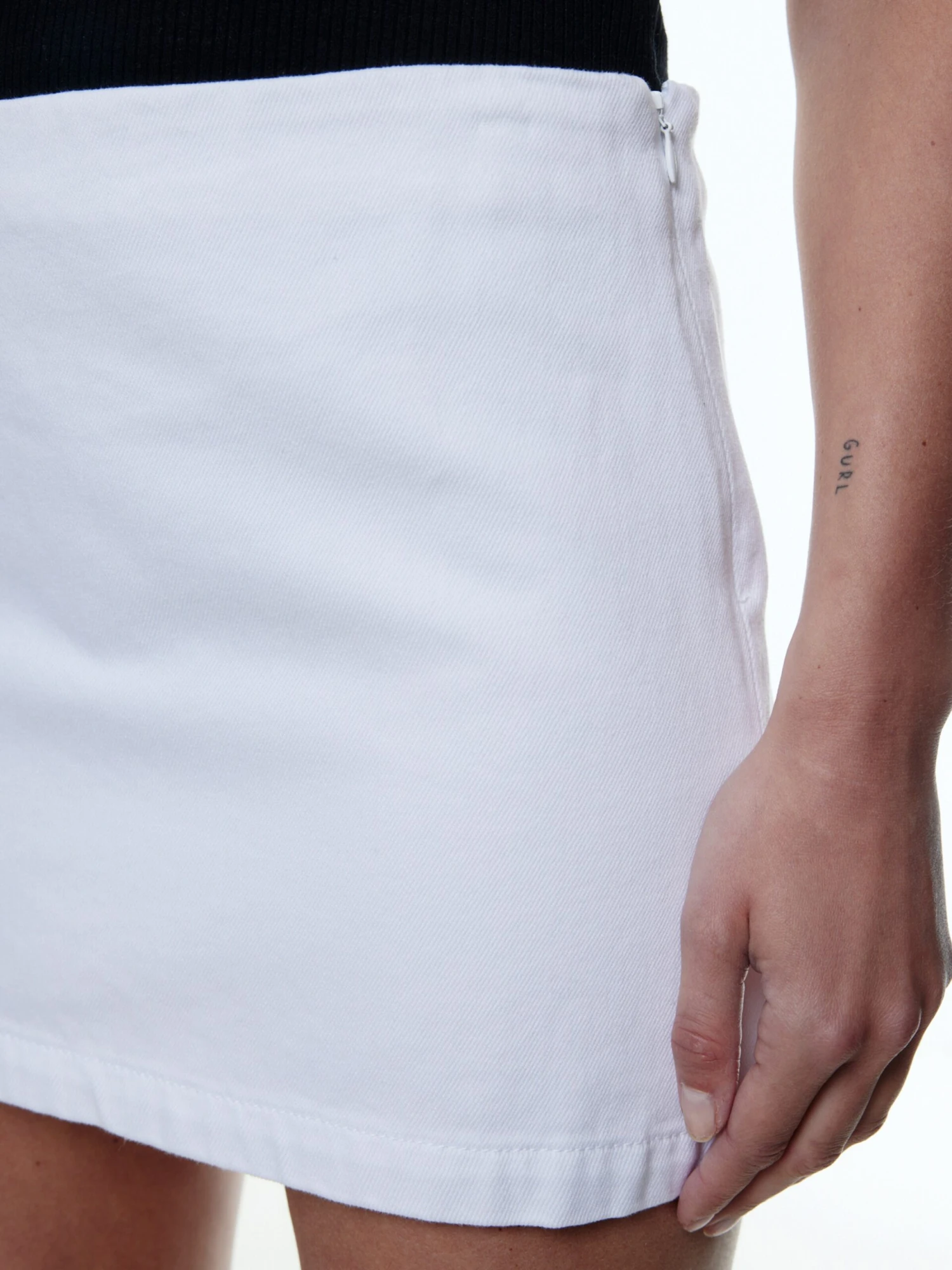 EDITED Mini-jupes Jupe Enie Femme Blanc 4 EDITED Mini-jupes Jupe Enie Femme Blanc – Image 2