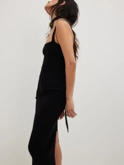 NA-KD Robes Fourreaux Robe Fourreau Femme Noir -Edited You Boutique 500859d7d99535e7fe0f7fe28bc65cf3