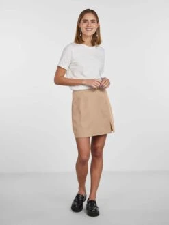 Pieces Mini-jupes Jupe THELMA Femme Beige Foncé -Edited You Boutique 5666eedac7164ca5e02aed5afbd3b0d8