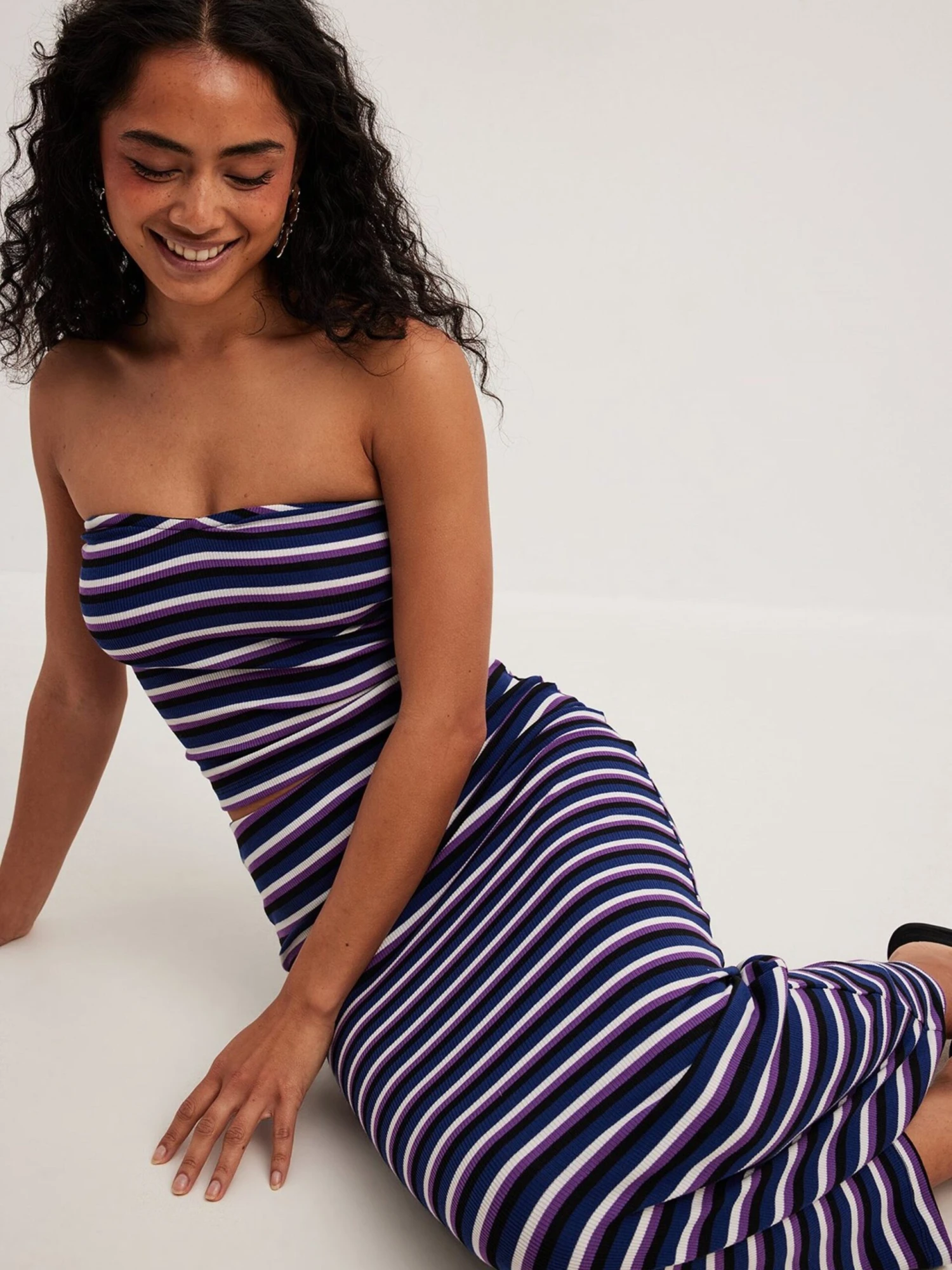 NA-KD Jupes Longues Jupe Femme Mélange De Couleurs 6 NA-KD Jupes Longues Jupe Femme Mélange De Couleurs – Image 4