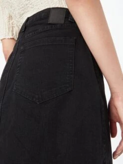 Pieces Mini-jupes Jupe Pehhy Femme Noir -Edited You Boutique 6ae8657e577b6c25b399894f4bf69282