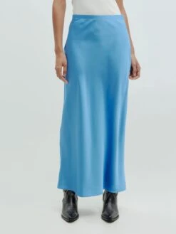 EDITED Jupes Longues Jupe Silva Femme Bleu 9 EDITED Jupes Longues Jupe Silva Femme Bleu -Edited You Boutique 8559564e724fa7a4ffe881e01fd36e10
