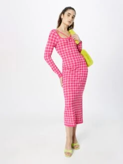 WAREHOUSE Robes Robes En Maille Femme Rose / Poudre -Edited You Boutique 98579c9d3b55ac29261a34ecd1389356