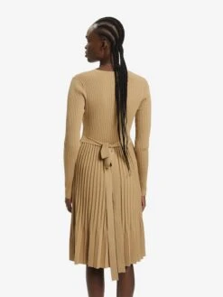 ESPRIT Robes Robes En Maille Femme Sable -Edited You Boutique a400ea4e8385fdd65f8b0fccc458facc