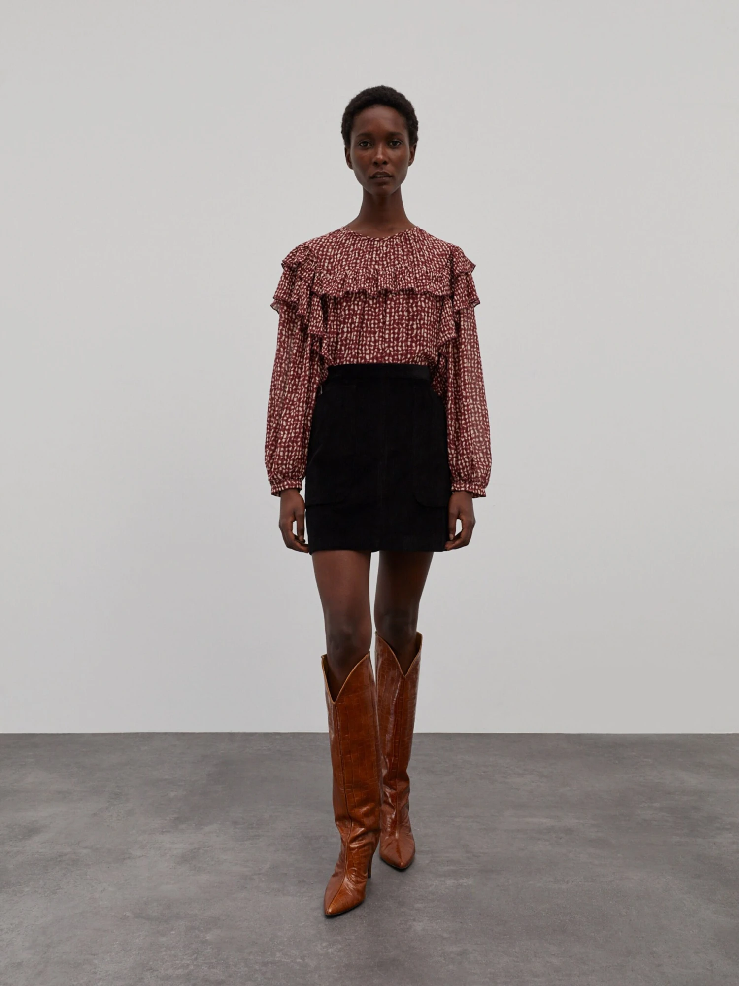 EDITED Mini-jupes Jupe Arlette Femme Noir 8 EDITED Mini-jupes Jupe Arlette Femme Noir – Image 6