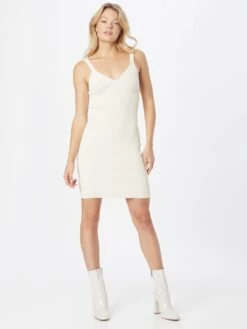 Gina Tricot Robes Robes En Maille Soleil Femme Crème 9 Gina Tricot Robes Robes En Maille Soleil Femme Crème -Edited You Boutique aa8b37e215f8c274a307fa042229b94c