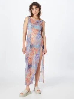 WEEKDAY Robes De Plage Vêtement De Plage Joanne Femme Bleu Clair -Edited You Boutique e8fc517d5022ef5cf1bf8874d55d1eab