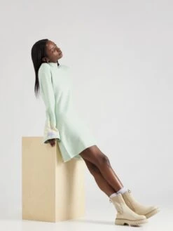 Robes Robes En Maille Captivated Femme Vert Pastel -Edited You Boutique ec7386baad7a266f34376fd48919e8ef