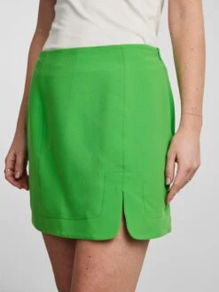 Y.A.S Mini-jupes Jupe Clasma Femme Vert Gazon -Edited You Boutique f091523d142028498d8abf6dff0cdc4c