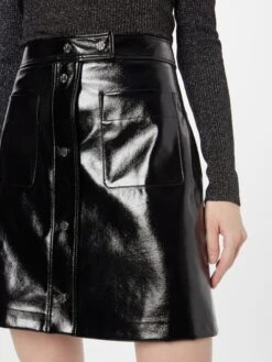 Hugo Mini-jupes Jupe Ralinara Femme Noir -Edited You Boutique f676d1c2c755eea244f83f007c2637e0