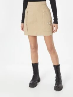 Calvin Klein Jeans Mini-jupes Jupe Femme Beige / Beige Foncé -Edited You Boutique fb6b2d866e2dbaecb99975ec8344f086